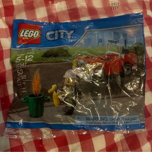 NEW! LEGO CIty 30347 Fire Car Fire Man Trash Can on Fire Extinguisher Poly Bag - Picture 1 of 5